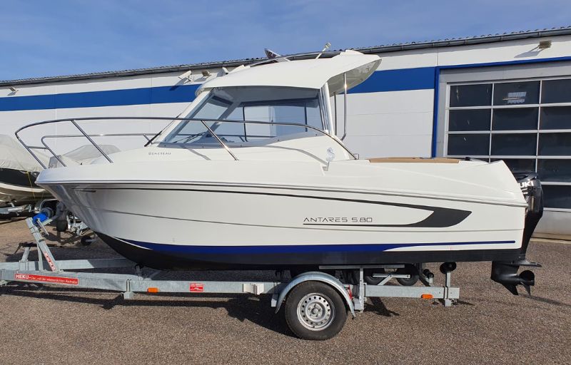 Beneteau Antares 580