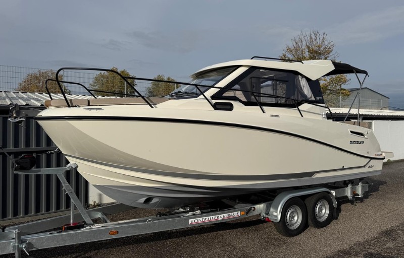 Quicksilver Activ 705 Weekend