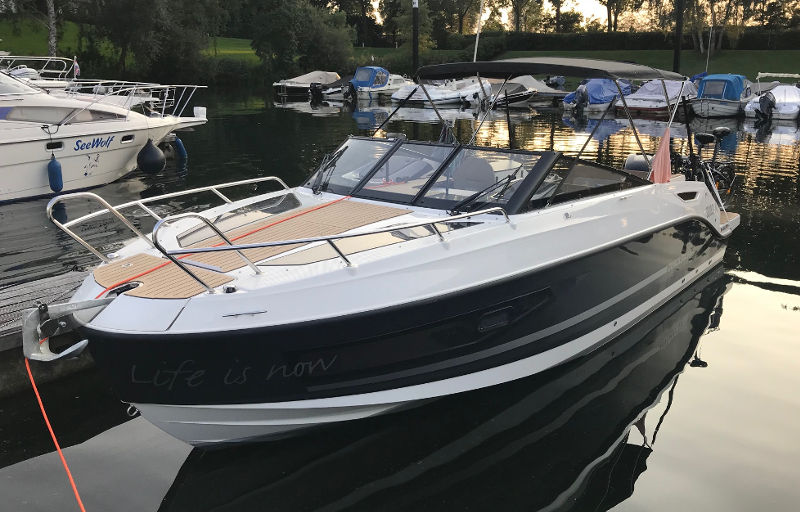 Quicksilver Activ 755 Cruiser